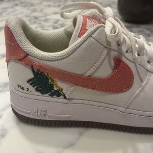 Nike Air Force 1 Fig 2. Floral Catechu Sneakers Size 8